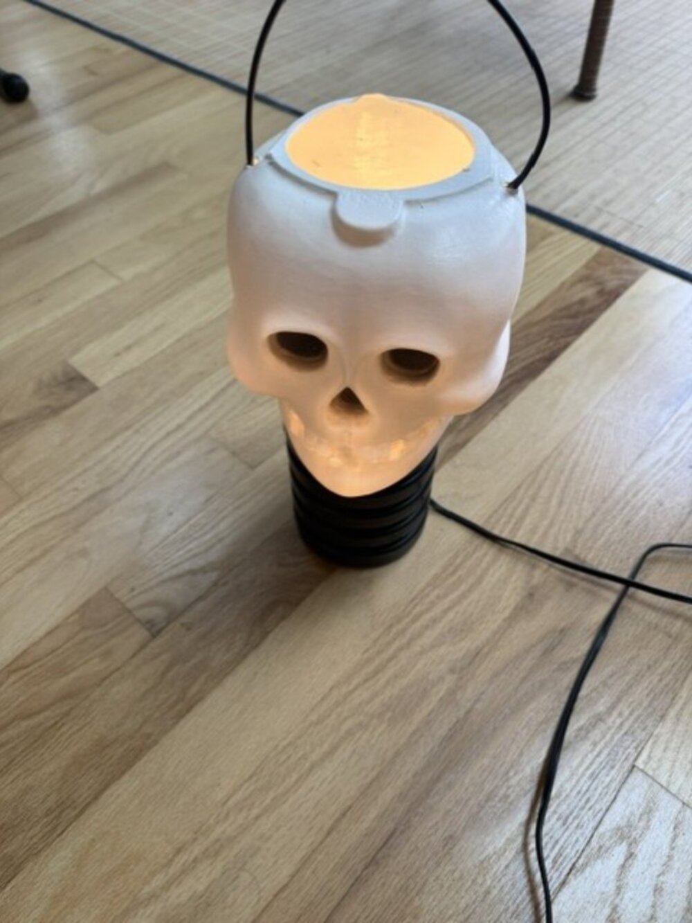 Vintage P.A.C. 1985 Stacked Skull Blow Mold Light Up Halloween Sculpture - Picture 5 of 8